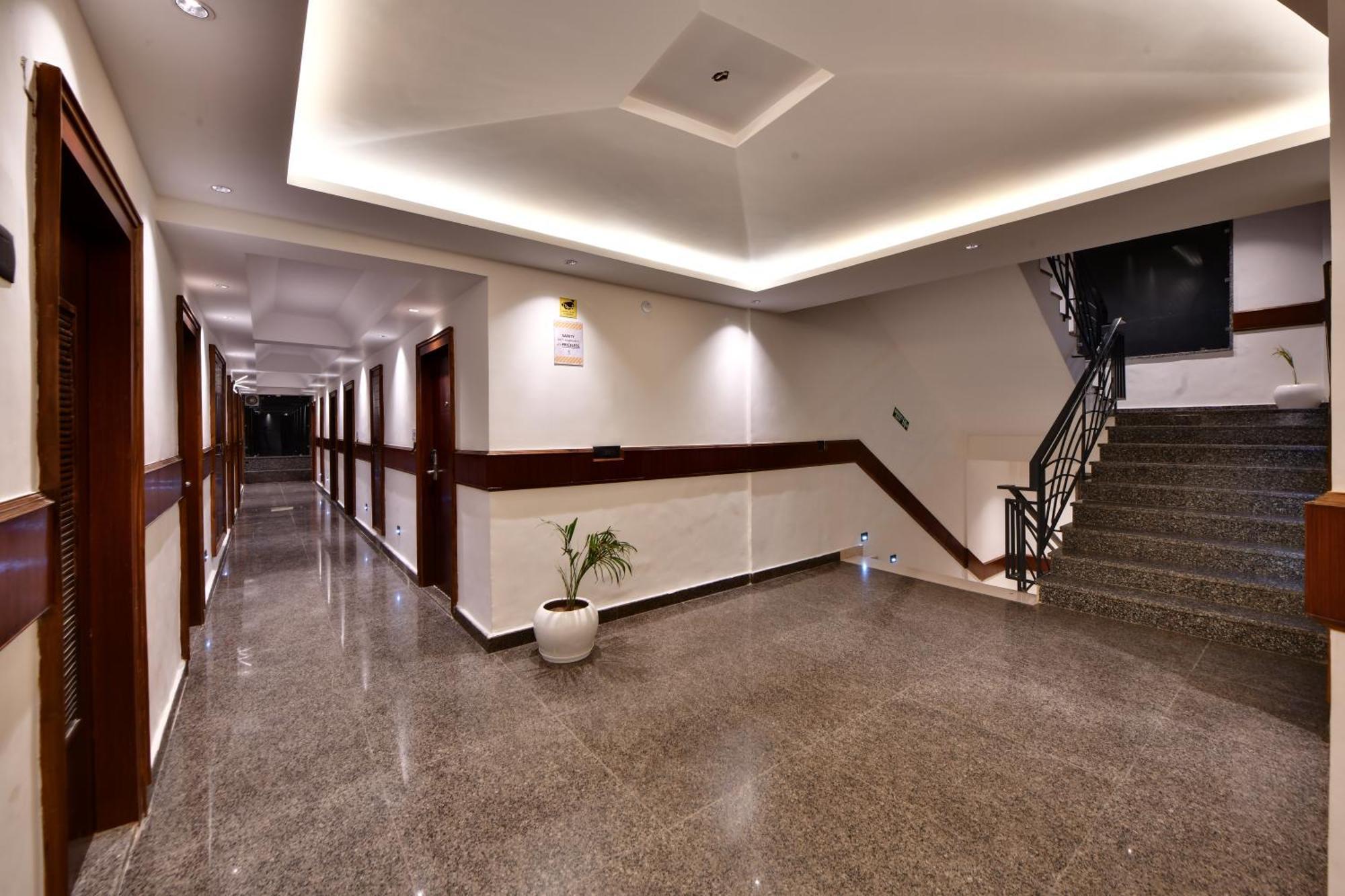 Click Sunburry Hotel Katra Katra  Esterno foto